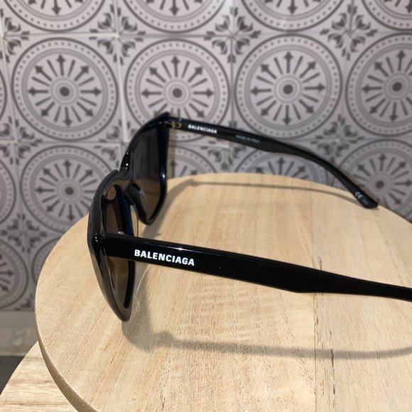Balenciaga Sunglasses - Picture 4 of 14